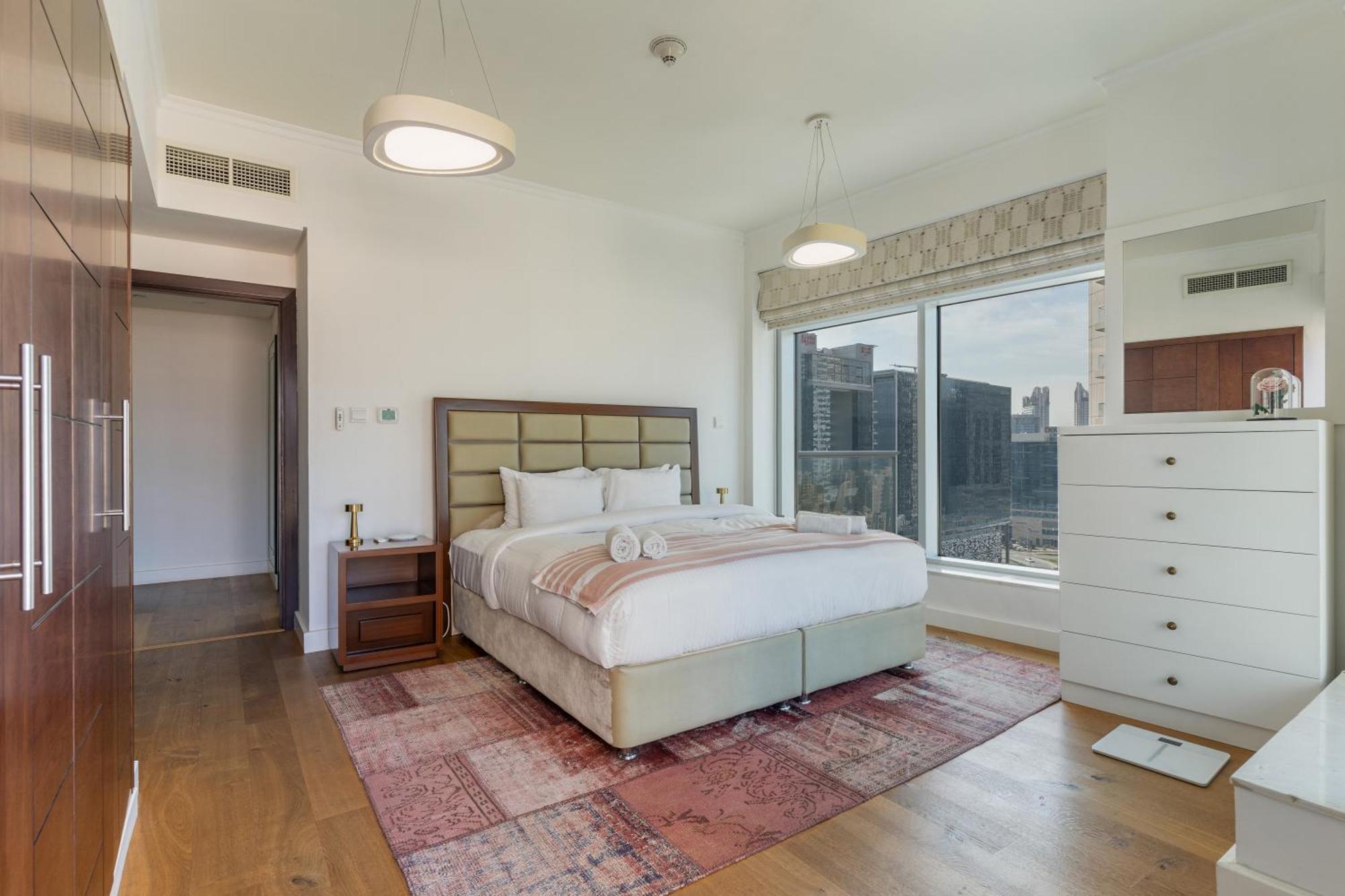 Chic 2Br Apartment, Prime Location Near Dubai Mall - Allsopp&Allsopp Eksteriør bilde